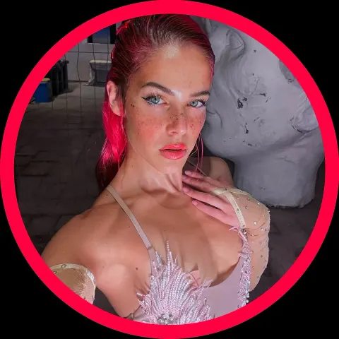LOVUNOE, creator OnlyFans